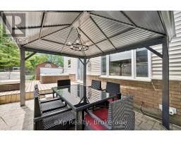 39 CELIA CRESCENT - 33