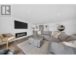 1 - 1018 GEORGINA WAY - 15