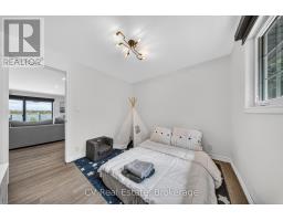 1 - 1018 GEORGINA WAY - 34