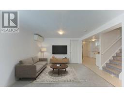 136 DUNSMERE DRIVE - 12