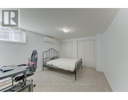 136 DUNSMERE DRIVE - 15