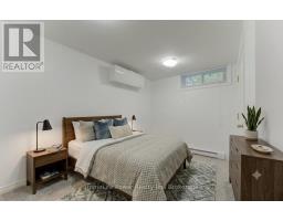 136 DUNSMERE DRIVE - 16