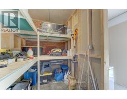 136 DUNSMERE DRIVE - 20