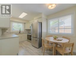 136 DUNSMERE DRIVE - 6