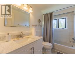 160 SUNSET DRIVE - 33