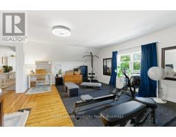 104 KATHLEEN STREET - 40