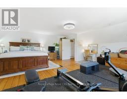 104 KATHLEEN STREET - 41