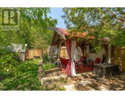 104 KATHLEEN STREET - 48
