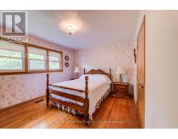 104 ELGIN CRESCENT - 13