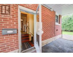 104 ELGIN CRESCENT - 18