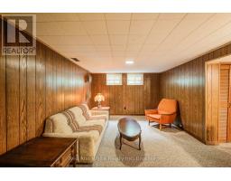 104 ELGIN CRESCENT - 25
