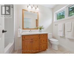 135 HUME ROAD - 34