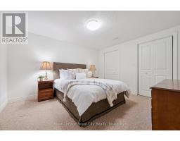 135 HUME ROAD - 39