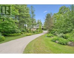 135 HUME ROAD - 4