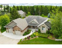 104 HARRIS CRESCENT - 1
