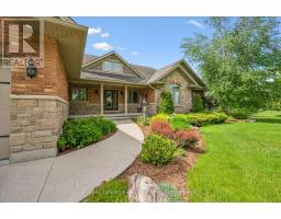104 HARRIS CRESCENT - 12