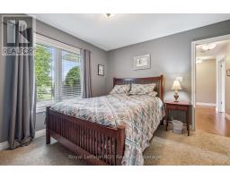 104 HARRIS CRESCENT - 27