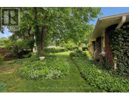 45 WAVERLEY DRIVE - 37
