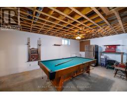 160 GREY STREET W - 27