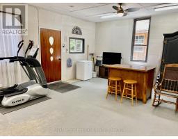 206 CHESTNUT DRIVE - 39