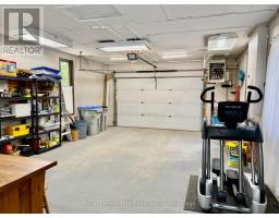 206 CHESTNUT DRIVE - 40