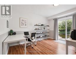 325 TAIT CRESCENT - 12