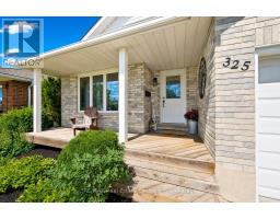 325 TAIT CRESCENT - 2