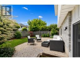 325 TAIT CRESCENT - 22