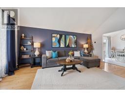 325 TAIT CRESCENT - 4