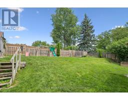 24 BYTON LANE - 34