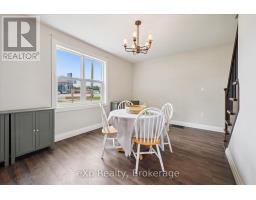 234 ELORA STREET SOUTH STREET S - 11