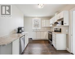 234 ELORA STREET SOUTH STREET S - 14