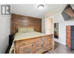234 ELORA STREET SOUTH STREET S - 17