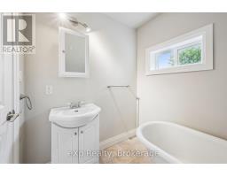 234 ELORA STREET SOUTH STREET S - 26