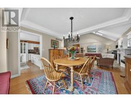94 KORTRIGHT ROAD E - 11