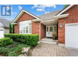 94 KORTRIGHT ROAD E - 3