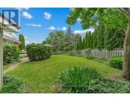 94 KORTRIGHT ROAD E - 36
