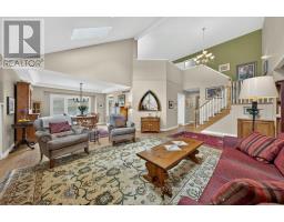94 KORTRIGHT ROAD E - 9