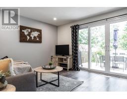 112 KATHRYN CRESCENT - 15
