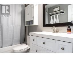 112 KATHRYN CRESCENT - 26
