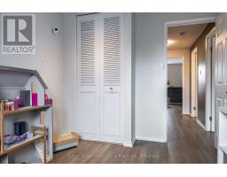 112 KATHRYN CRESCENT - 32