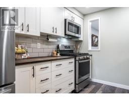 112 KATHRYN CRESCENT - 4