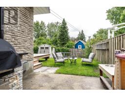 112 KATHRYN CRESCENT - 44