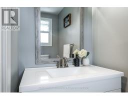 112 KATHRYN CRESCENT - 9