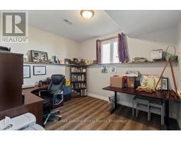 682449 260 SIDE ROAD - 20