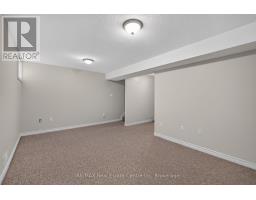 37 - 30 VAUGHAN STREET - 34