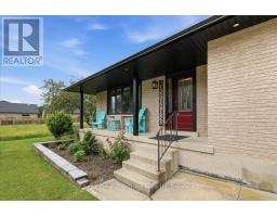 34 DIXON ROAD - 4