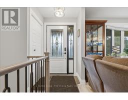 34 DIXON ROAD - 8