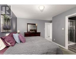 180 RIDGEWOOD CRESCENT - 17