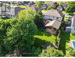 180 RIDGEWOOD CRESCENT - 38